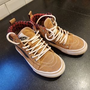 Vans MTE Kids Sneaker Boots - size 2.5